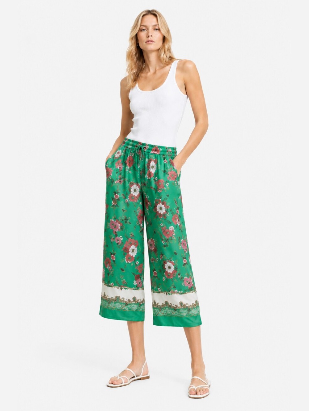 NWT Zara Green Printed Floral Pants